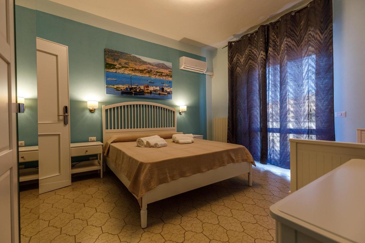 Casa Tacconi Panzió Villasimius Kültér fotó
