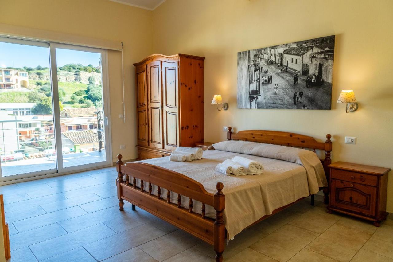 Casa Tacconi Panzió Villasimius Kültér fotó