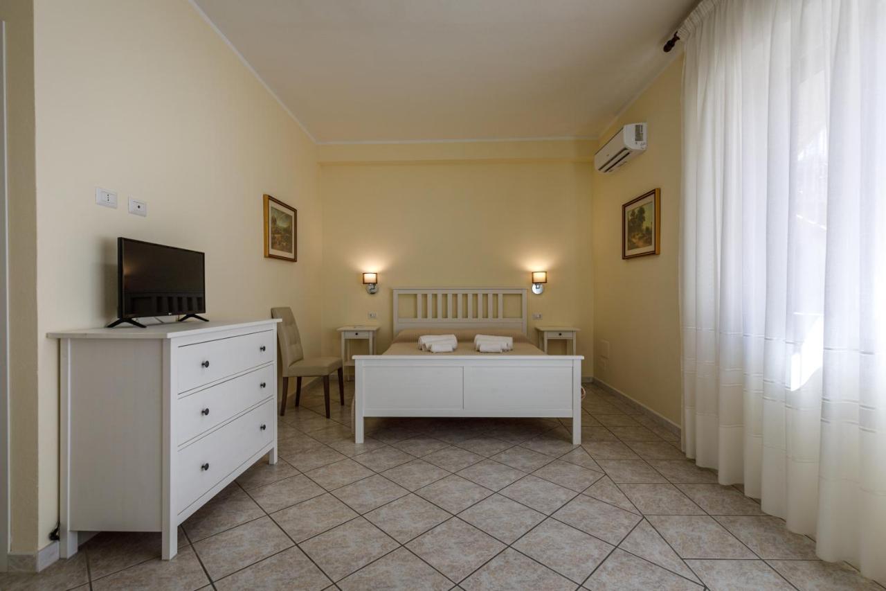 Casa Tacconi Panzió Villasimius Kültér fotó