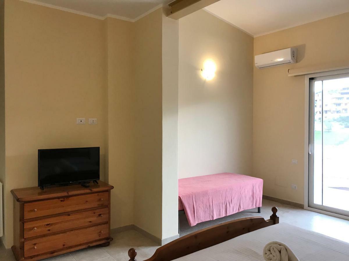 Casa Tacconi Panzió Villasimius Kültér fotó